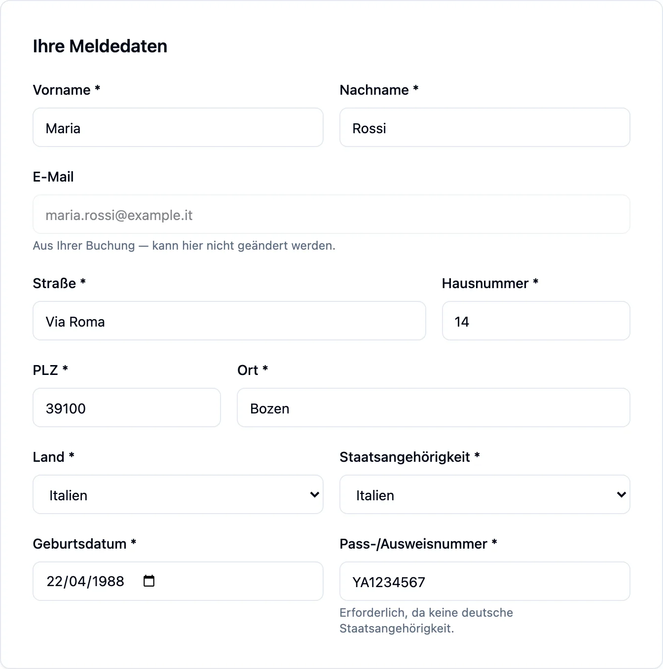 Online-Check-in: ausgefüllte Meldedaten eines Gastes aus dem Ausland